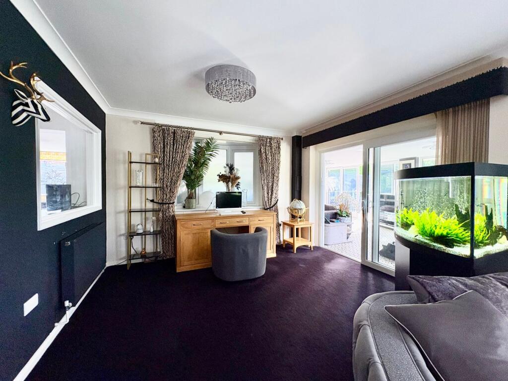 House in Tonbridge - More