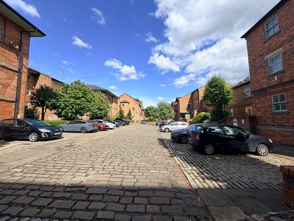 Main image of property: Chippendale House, Victoria Quays