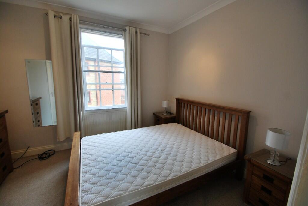 Regent Court, Reading, Berkshire, RG1 photo 4