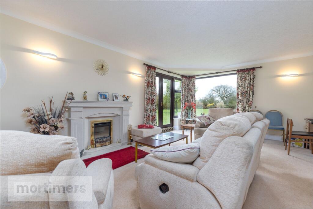 Showley Road, Clayton Le Dale, Blackburn, Lancashire, BB1 - View 4