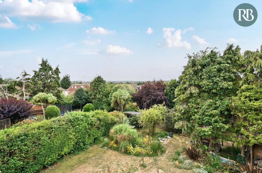 Paythorne Close, Southwick, Brighton, BN42 4YB photo 4