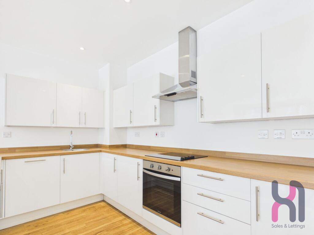 Apartment in Gillingham, Medway - View 5