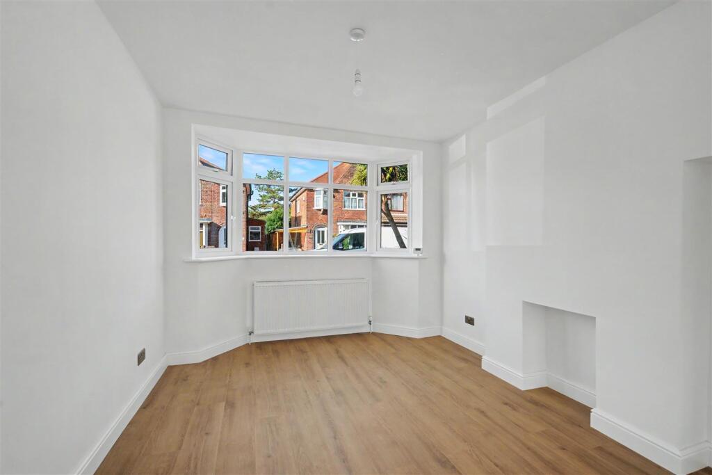 House in Nottingham, Beeston Rylands - View 2