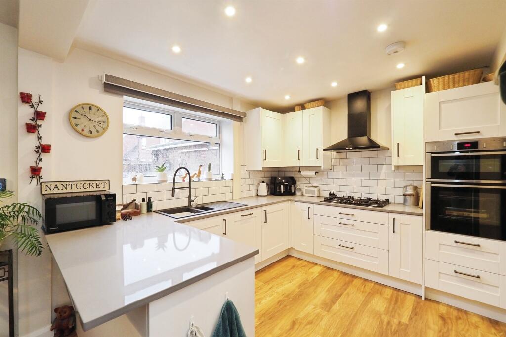 3-bed semi-detached on Nettlefold Crescent, Melbourne, Derby, £330,000