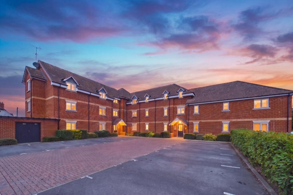 Main image of property: Calver Close, Winnersh, Wokingham, Berkshire, RG41
