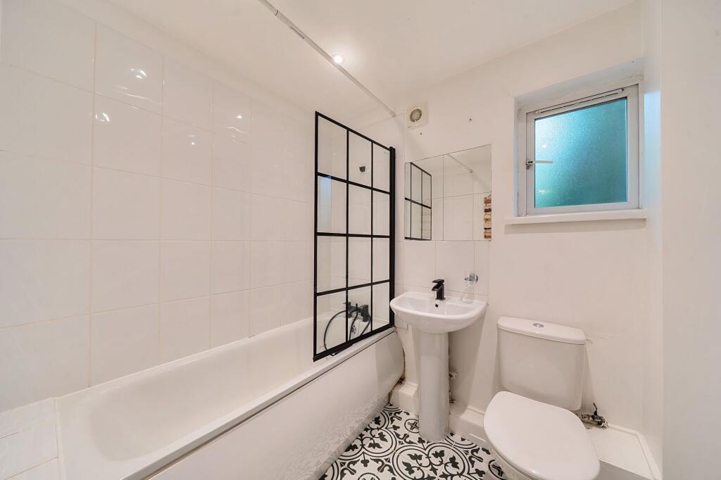 Apartment in London, Archway - View 5