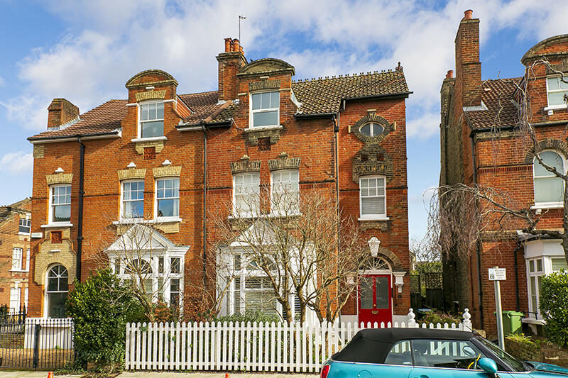 Main image of property: Sheen Park, Richmond, Surrey, TW9