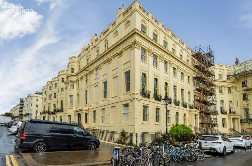 2-bed flat on Brunswick Square, Hove, BN3, £600,000