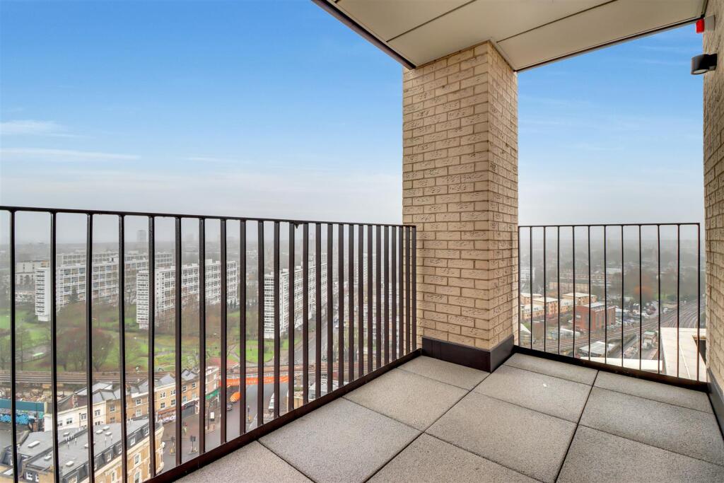 Main image of property: Herne Hill Road, London, SE24