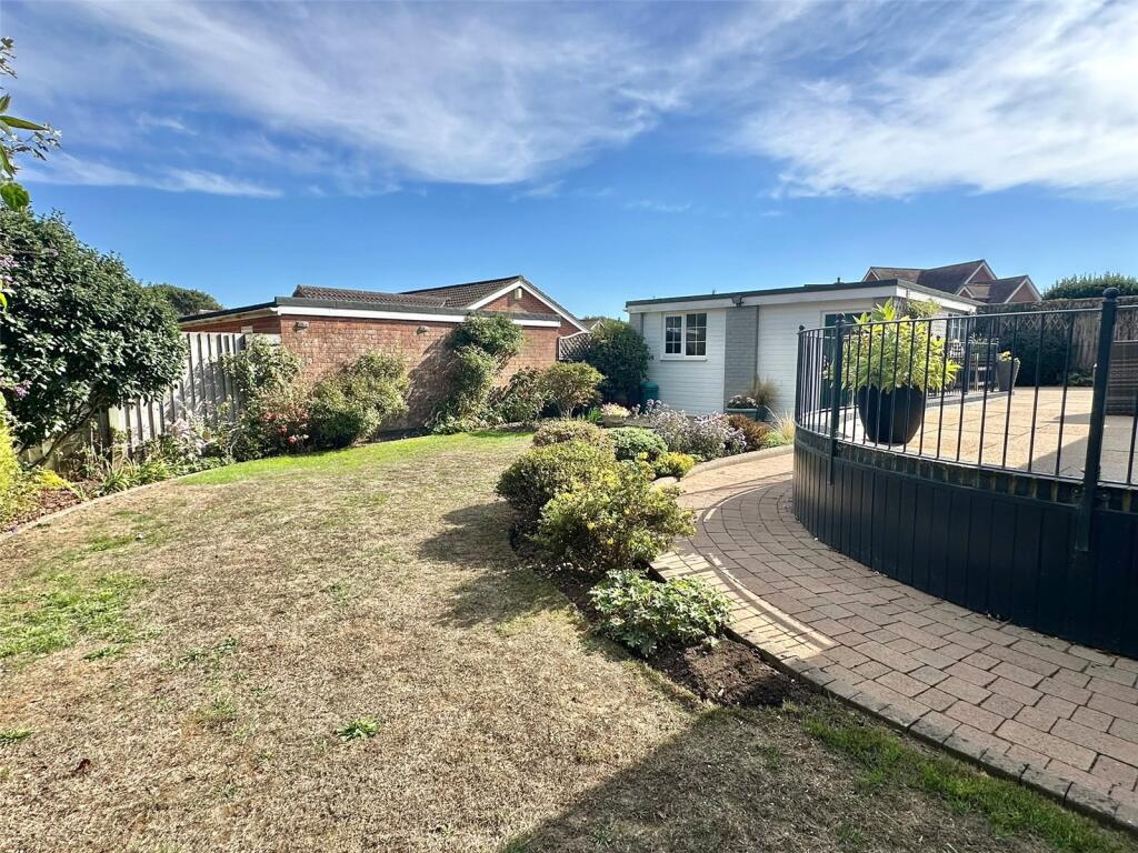 House in Southampton - View 2