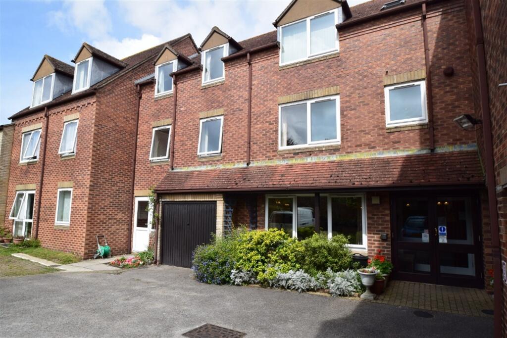 1-bed house on Wareham, £95,000