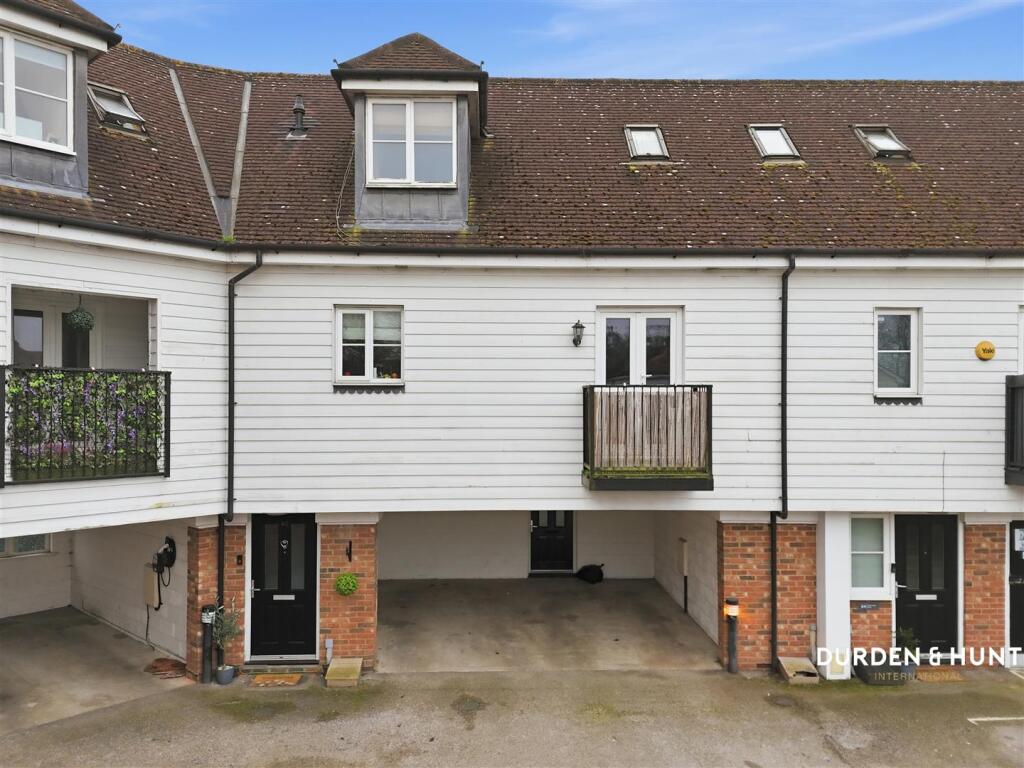 Main image of property: Queens Terrace, Ongar, CM5