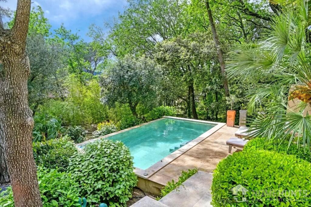 Main image of property: Languedoc-Roussillon, Gard, Uzès