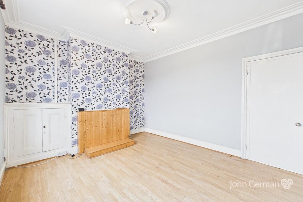 Woods Lane, Burton-on-Trent photo 4