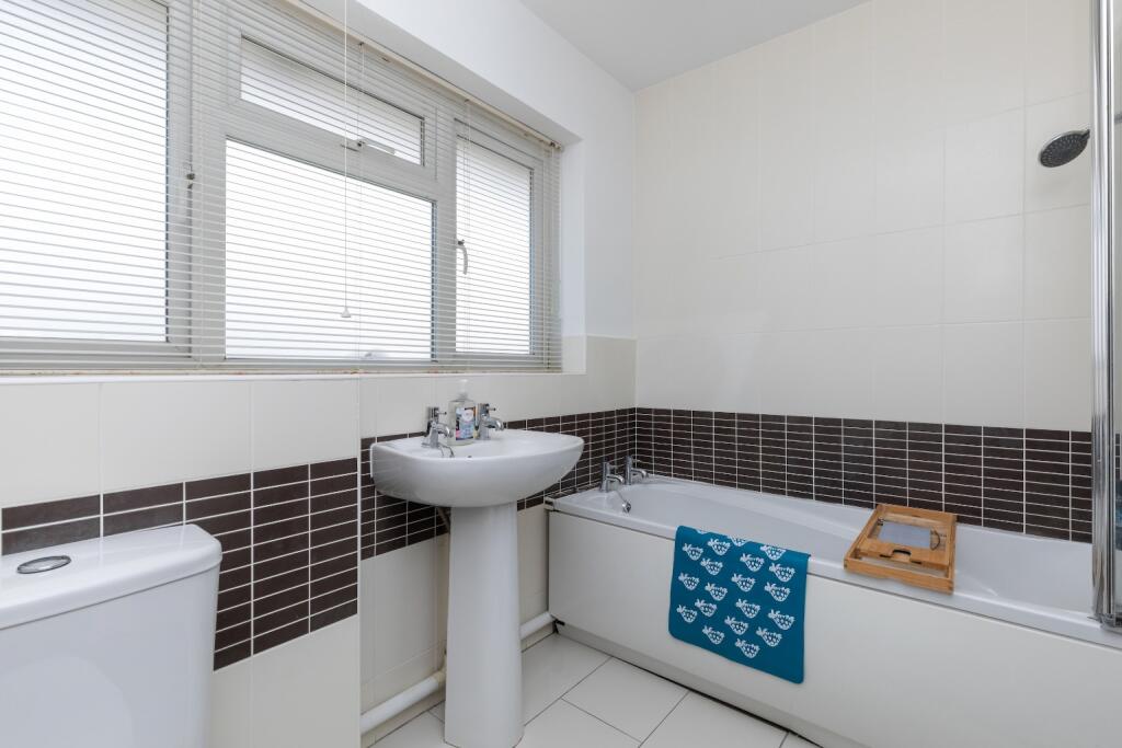 House in Brighton - View 5
