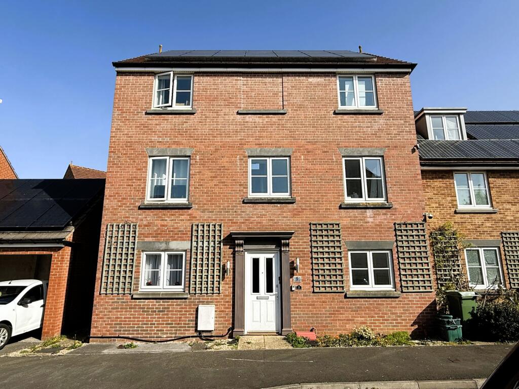 Main image of property: Rosebay Gardens, Cheltenham, GL51