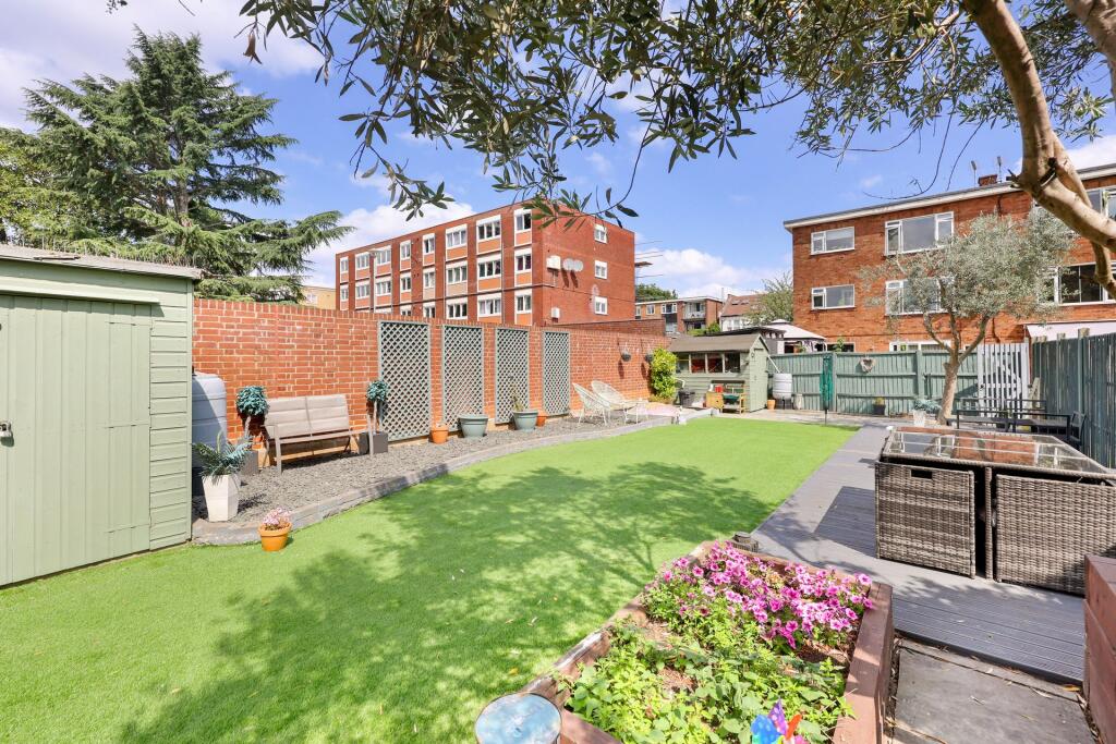 Apartment in London - View 5