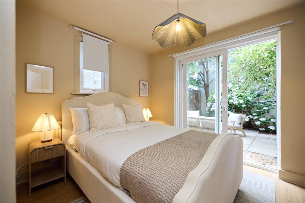 Apartment in London, Brook Green - View 5