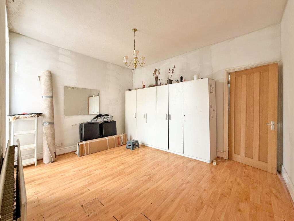 House in Walsall - View 4