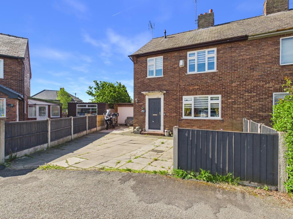 Main image of property: Maple Grove Saltney, Saltney, Chester, Cheshire, CH4