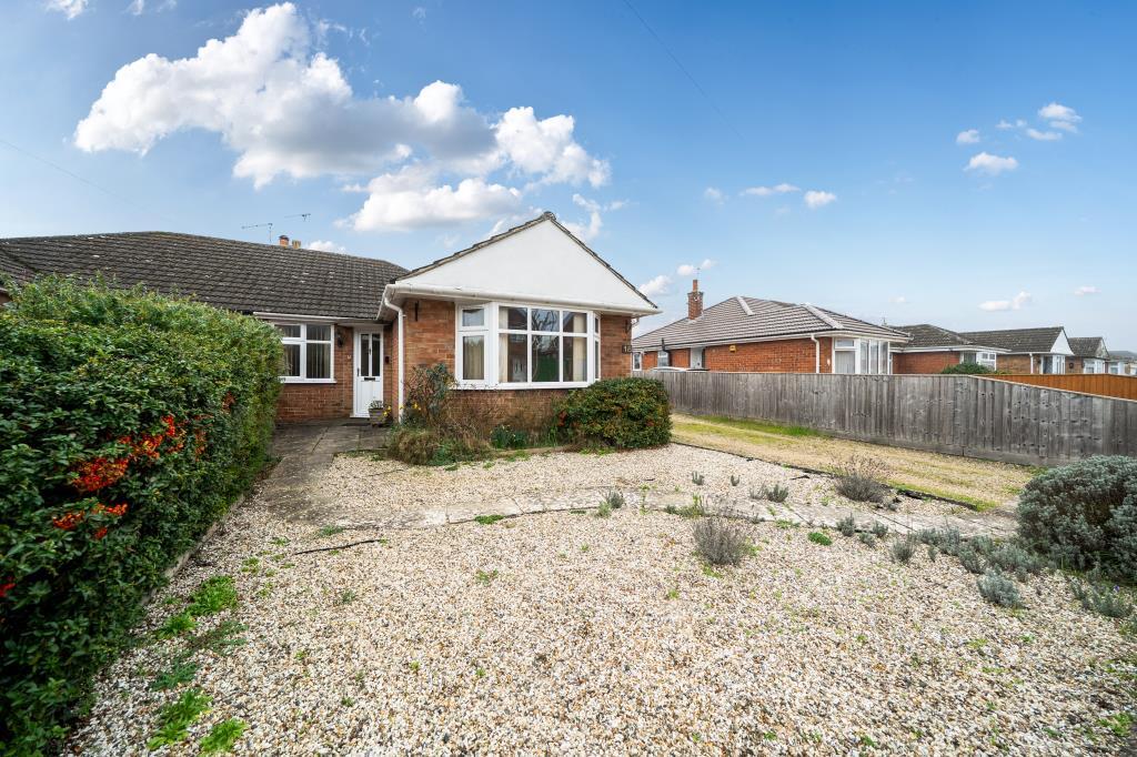 Main image of property: Cromwell Way, Kidlington, OX5