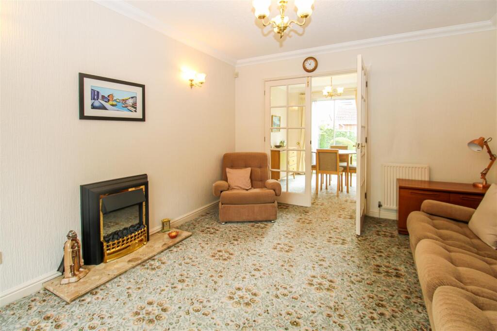 House in Wakefield - View 4