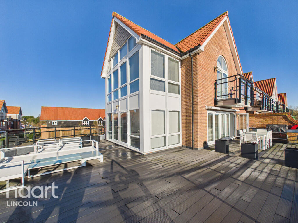 Main image of property: The Quays, Lincoln