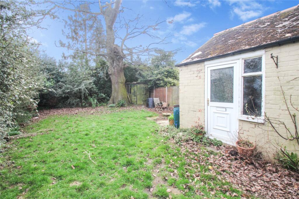 Hall Drive, Acklam photo 2