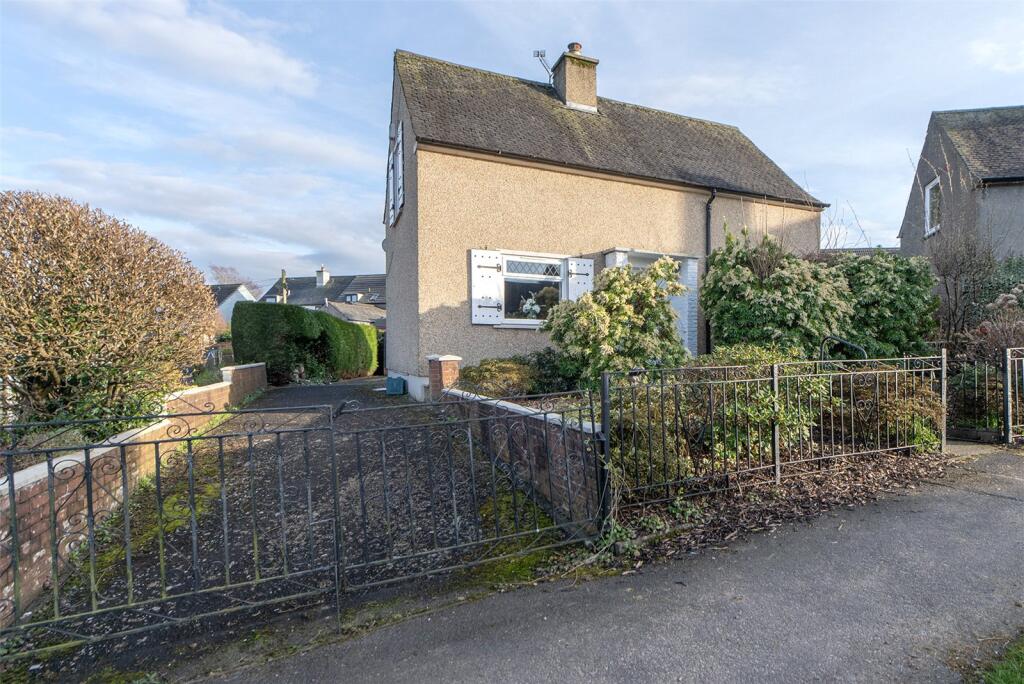 Main image of property: 18 Newpark Road, St Ninians, Stirling, FK7