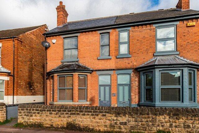 Main image of property: Oakfields Road, West Bridgford, Nottingham, Nottinghamshire, NG2