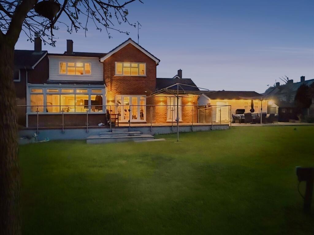 Main image of property: Spalding Way, Great Baddow, Chelmsford