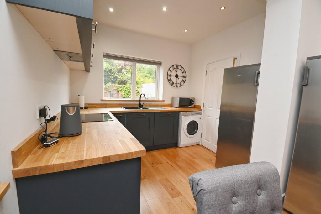 House in Barnsley, Haigh, Woolley - View 5