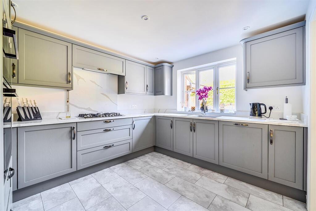 House in Maidstone, Allington - View 3