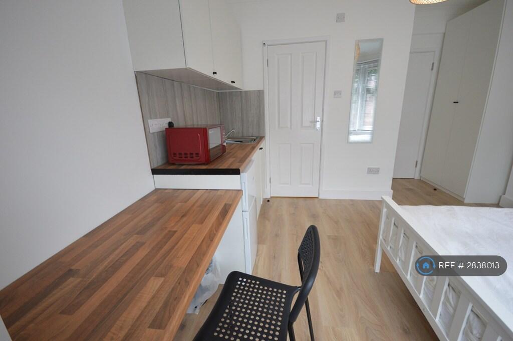 Additional image 10 of Winton, Bournemouth, BH10