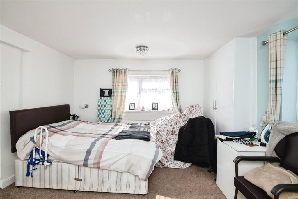 Additional image 7 of Swan Crescent, OLDBURY, West Midlands, B69