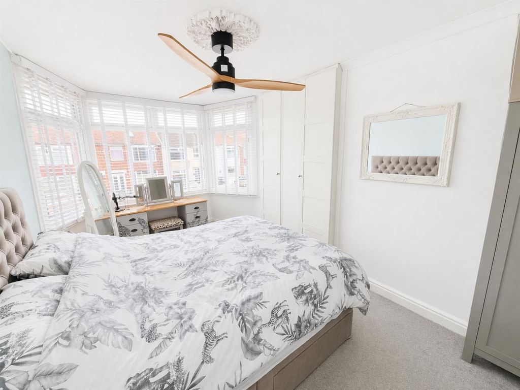 House in Gosport, Hardway - View 5