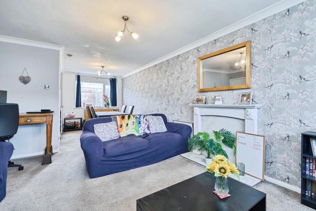 House in Sandwell, West Midlands - View 2