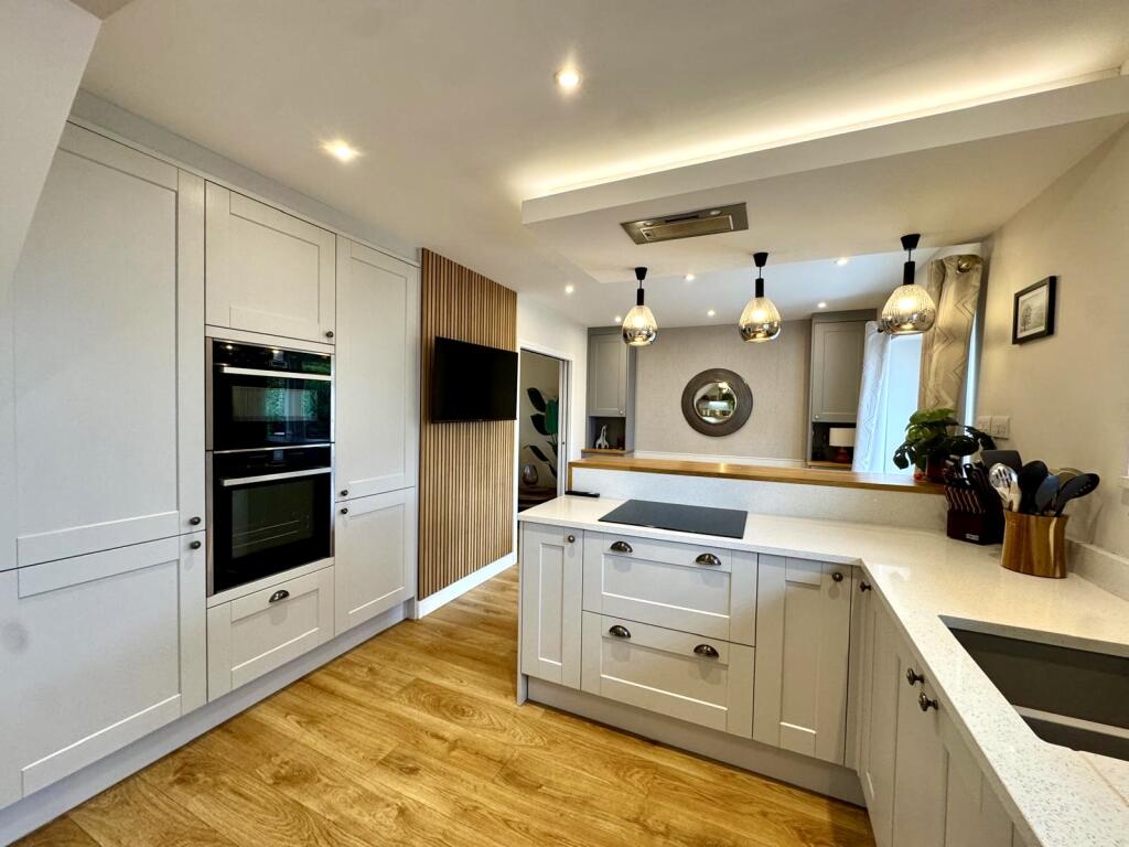 House in Merthyr Tydfil, Gurnos - View 5