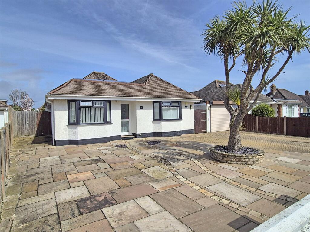 Main image of property: Hengistbury Road, Barton on Sea, New Milton, Hampshire, BH25