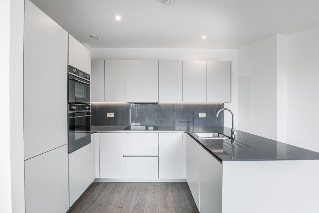 Apartment in London, Manor House, Stoke Newington - View 4