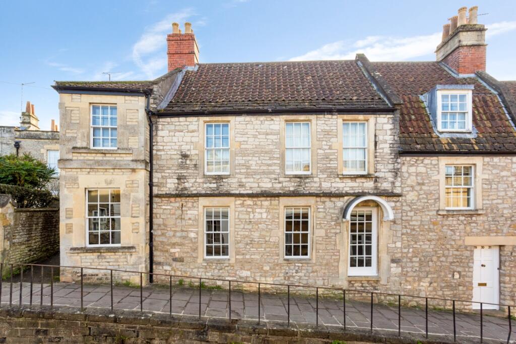 Main image of property: Trafalgar Road Bath BA1