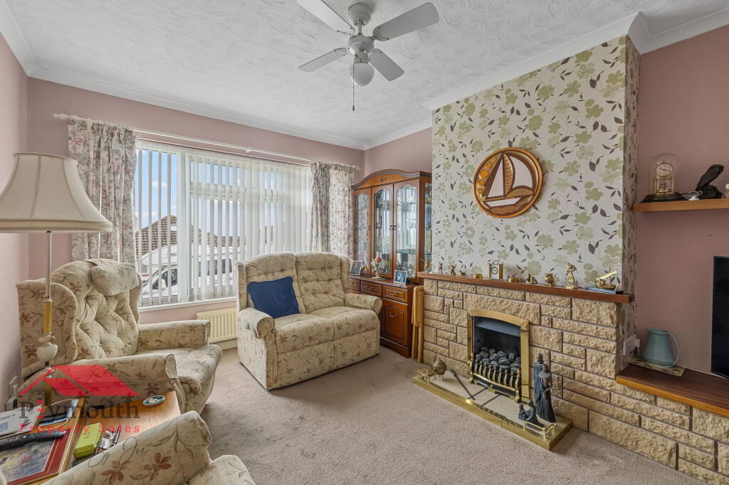 House in Plymouth - View 2