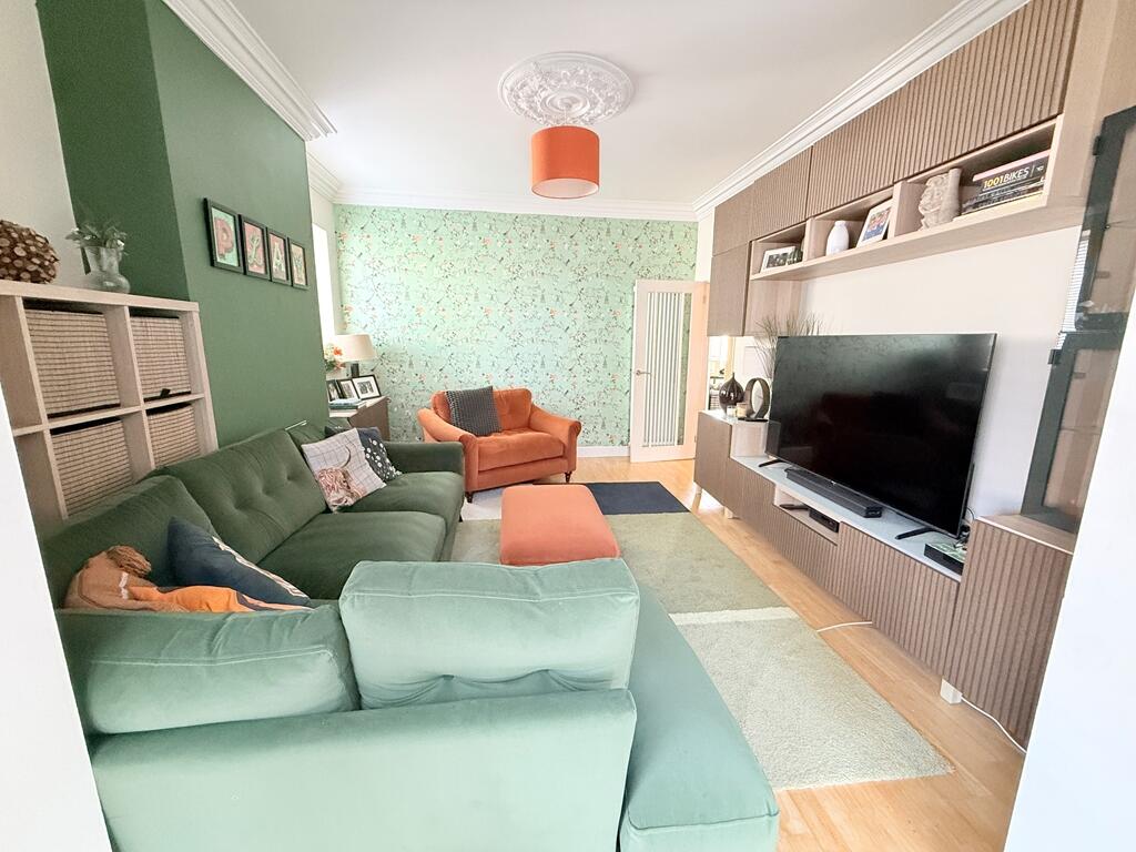 House in Plymouth - View 4