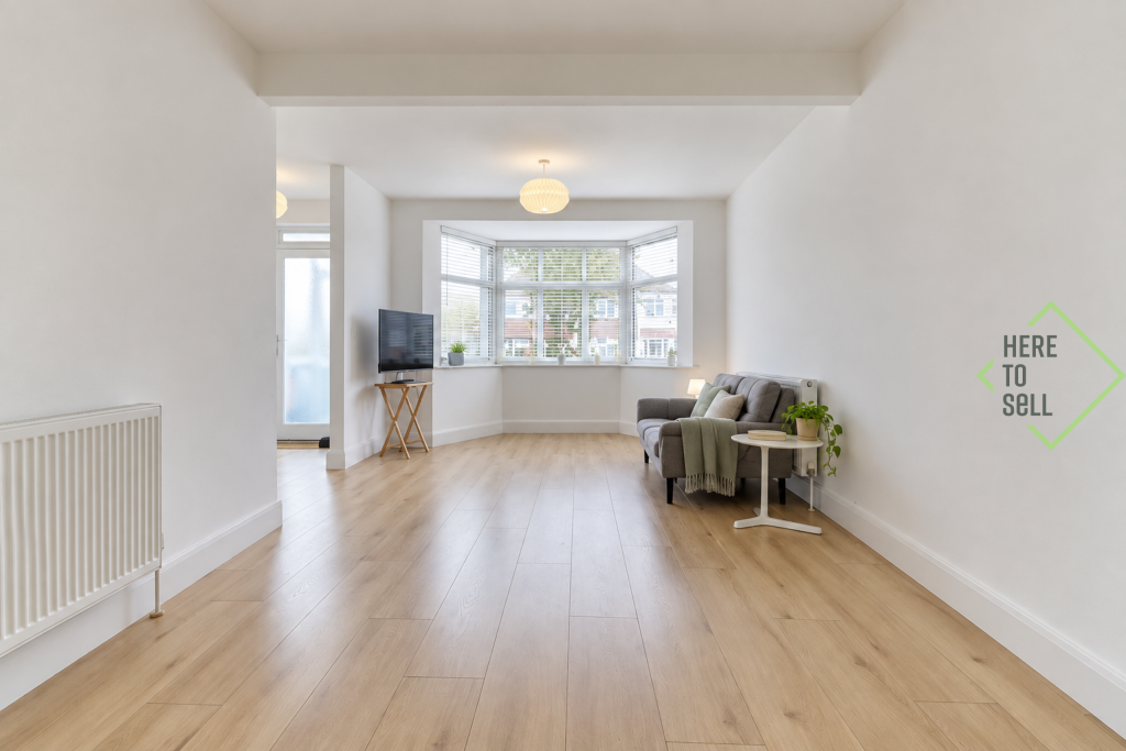 House in London, Upper Edmonton, Edmonton - More