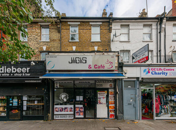 Holloway Road 320...