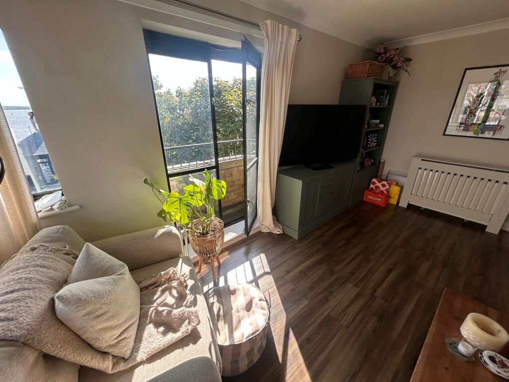 Apartment in Liverpool - View 4