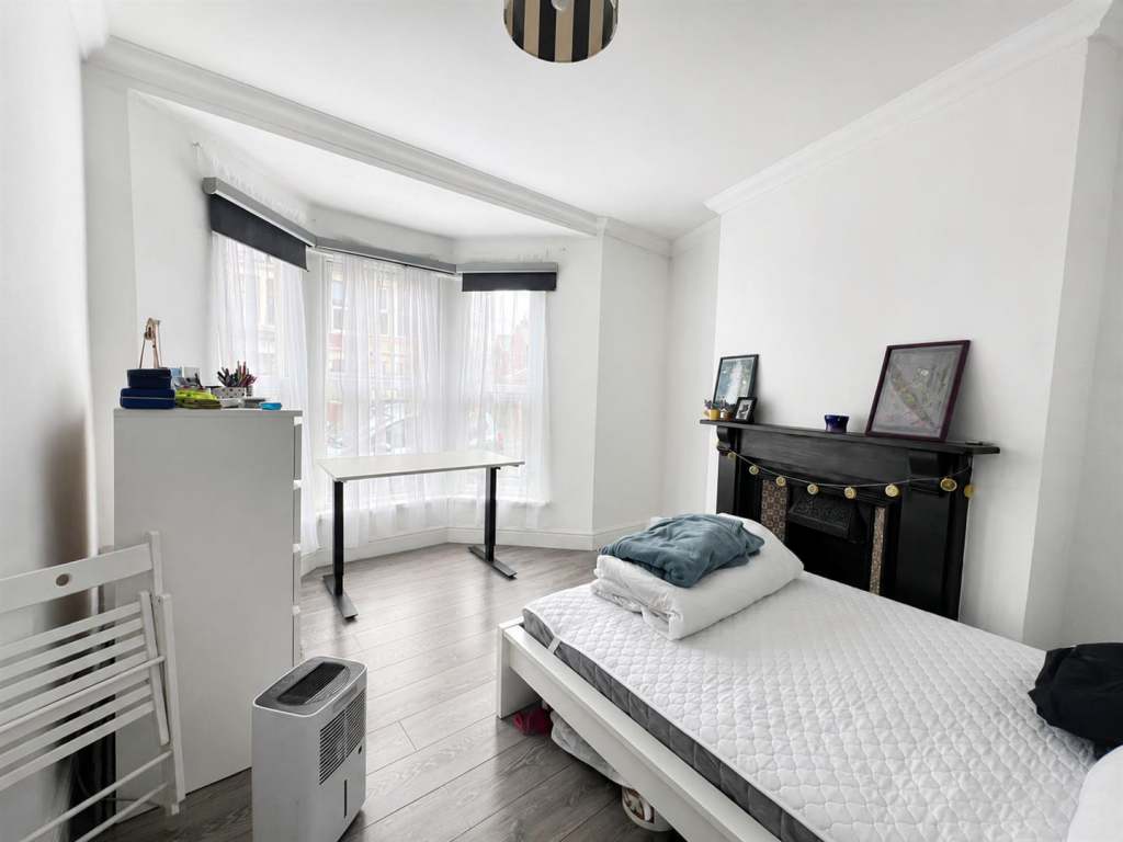 Apartment in Cardiff, Leckwith, Grangetown - View 4