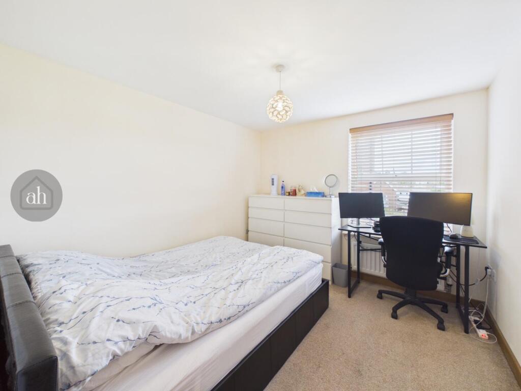 Apartment in Ipswich - More
