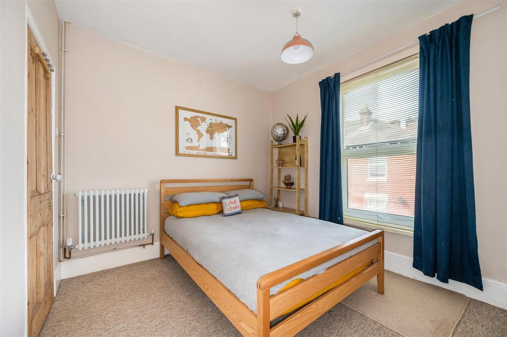 Apartment in Portsmouth - View 5