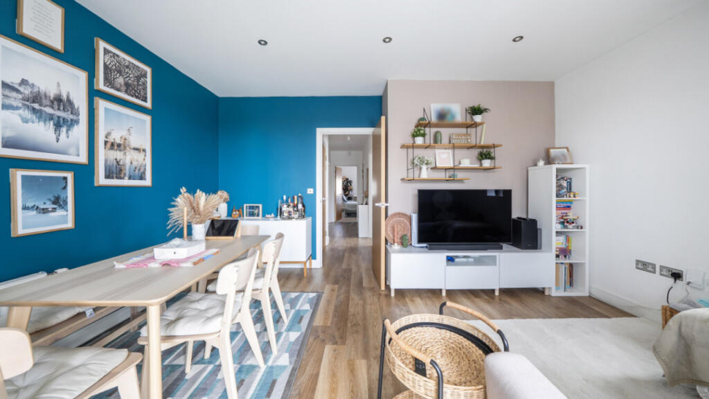 Apartment in London - View 4